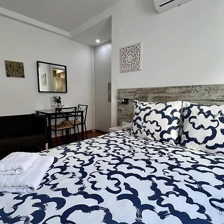 El Rincon De La Carihuela Apartment Torremolinos Bagian luar foto